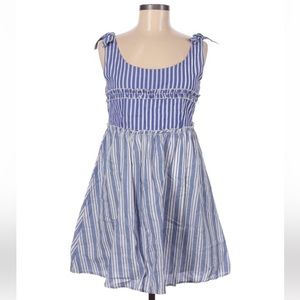 LEAVING CLOSET!! Accepting any offer! NWOT - ROMEO + JULIET BLUE COTTON DRESS